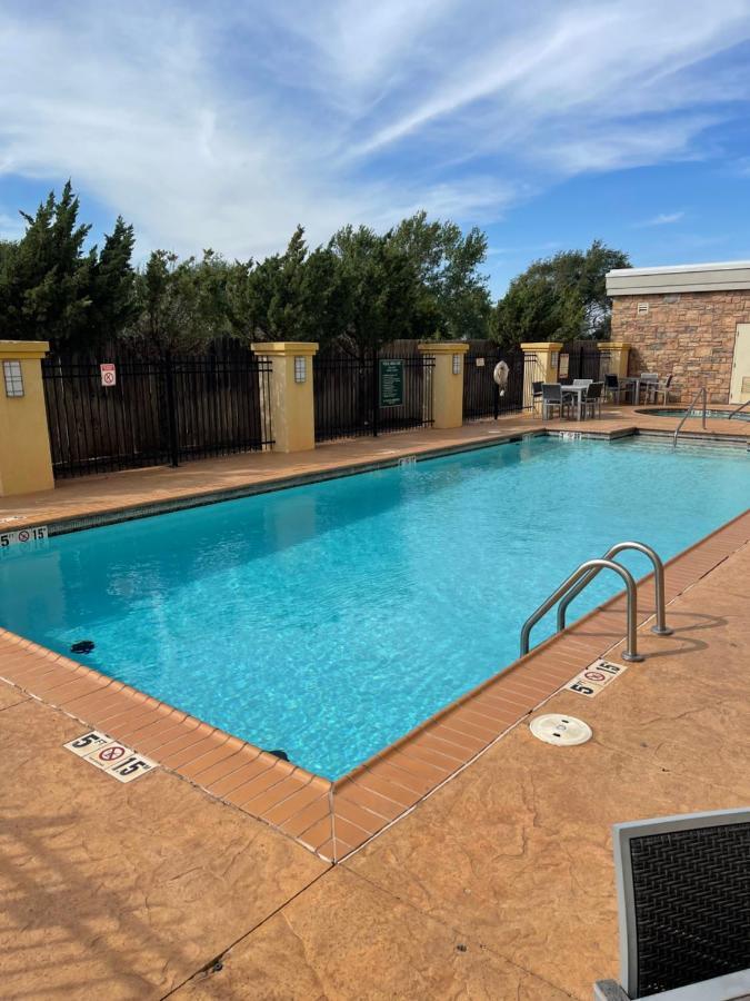 La Quinta By Wyndham Elk City Eksteriør billede